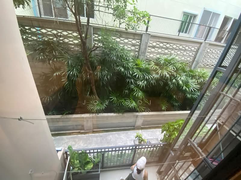 Blossom Condo @ Sathorn-Charoenrat, Bangkok, Charoen Rat Road, Thung Wat Don, Sathon, Bangkok, 2 Bedrooms, 48 sqm, Condo For Rent, by Joy Ooi, 500476017 - DDproperty.com