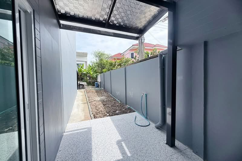 Lio Bliss Kanchanaphisek – Chaiyapruk, Nonthaburi, Soi Ban Kluai-Sai Noi, Bang Rak Pattana, Bang Bua Thong, Nonthaburi, 3 Bedrooms, 120 sqm, Townhouse For Sale, by คุณหนุ่ม, 500476018 - DDproperty.com