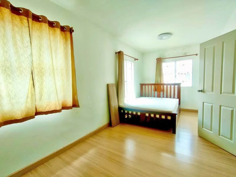 Pruksa Ville 41/1 Bangkadee-Tiwanon, Pathum Thani, Tiwanon-Rangsit Road, Bang Kadi, Muang Pathum Thani, Pathum Thani, 3 Bedrooms, 100 sqm, Townhouse For Sale, by The Best Property รัตน์, 500476025 - DDproperty.com