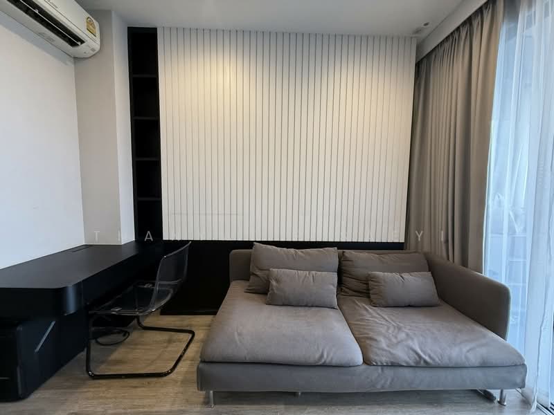 IDEO Mobi Asoke, Bangkok, New Petchaburi Road, Bang Kapi, Huai Khwang, Bangkok, 1 Bedroom, 34 sqm, Condo For Rent, by Thanyatip Saeyi, 500476057 - DDproperty.com