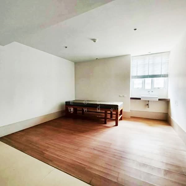 Sukhumvit City Resort : สุขุมวิท ซิตี้ รีสอร์ท, กรุงเทพ, 51 ซอยสุขุมวิท 11, คลองเตยเหนือ, วัฒนา, กรุงเทพ, 294 ตร.ม., คอนโด ขาย, โดย AJHOMECENTER-คุณหนึ่ง, 500476065 - DDproperty.com