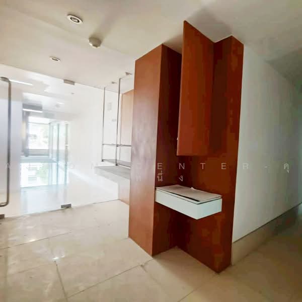 Sukhumvit City Resort, Bangkok, 51 Soi Sukhumvit 11, Khlongtoei Nua, Watthana, Bangkok, 5 Bedrooms, 294 sqm, Condo For Sale, by AJHOMECENTER-คุณหนึ่ง, 500476065 - DDproperty.com