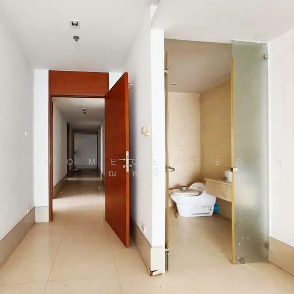 Sukhumvit City Resort, Bangkok, 51 Soi Sukhumvit 11, Khlongtoei Nua, Watthana, Bangkok, 5 Bedrooms, 294 sqm, Condo For Sale, by AJHOMECENTER-คุณหนึ่ง, 500476065 - DDproperty.com