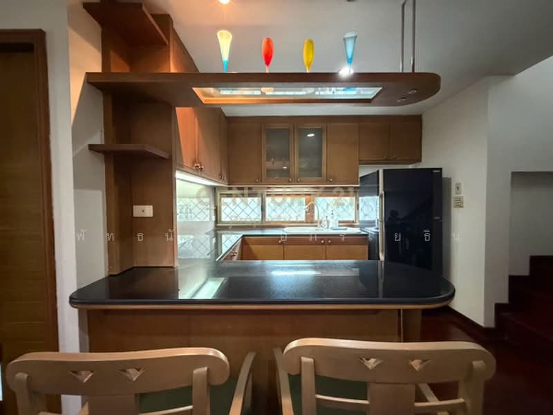 บ้านส่วนตัว ใจกลางกรุงเทพฯ มุมสงบใจกลางอารีย์, Bangkok, Phaya Thai, Bangkok, 4 Bedrooms, 250 sqm, Single Detached House For Sale, by Pattanan Apirayothin, 500476085 - DDproperty.com