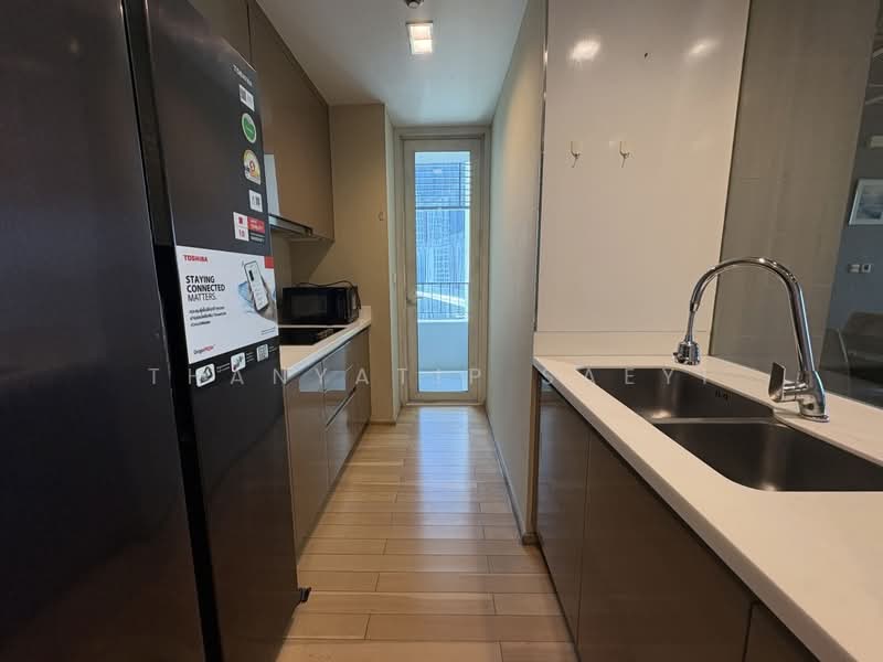Siri At Sukhumvit, Bangkok, 902 Sukhumvit Road, Phra Kanong, Khlong Toei, Bangkok, 2 Bedrooms, 74 sqm, Condo For Rent, by Thanyatip Saeyi, 500476088 - DDproperty.com