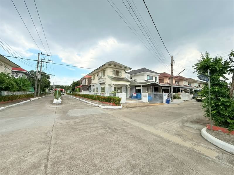 ชลชื่น ซอยทวีวัฒนา9, กรุงเทพ, ถนนพุทธมณฑลสาย3, ทวีวัฒนา, กรุงเทพ, 200 ตร.ม., บ้านเดี่ยว ขาย, โดย คุณ ภัควรินธร อัครศักดิ์ปัญญา (แนน), 500476097 - DDproperty.com