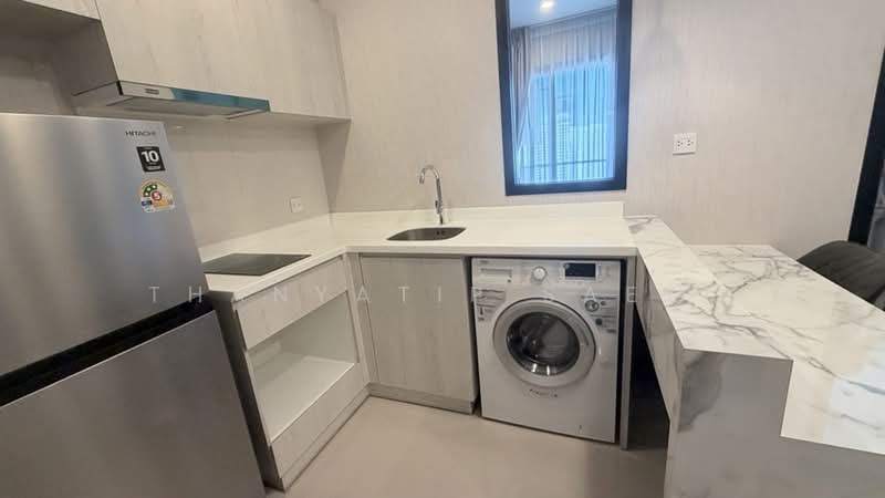 Life Asoke, Bangkok, Asoke-Dindang Road, Bang Kapi, Huai Khwang, Bangkok, 1 Bedroom, 35 sqm, Condo For Rent, by Thanyatip Saeyi, 500476135 - DDproperty.com