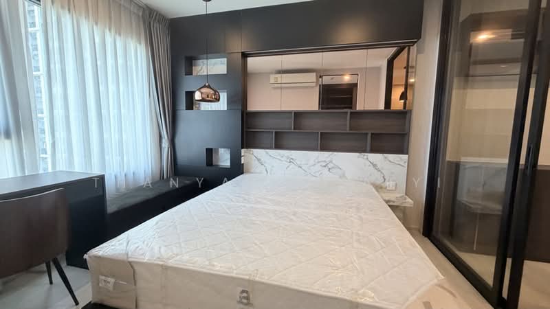 Life Asoke, Bangkok, Asoke-Dindang Road, Bang Kapi, Huai Khwang, Bangkok, 1 Bedroom, 35 sqm, Condo For Rent, by Thanyatip Saeyi, 500476135 - DDproperty.com