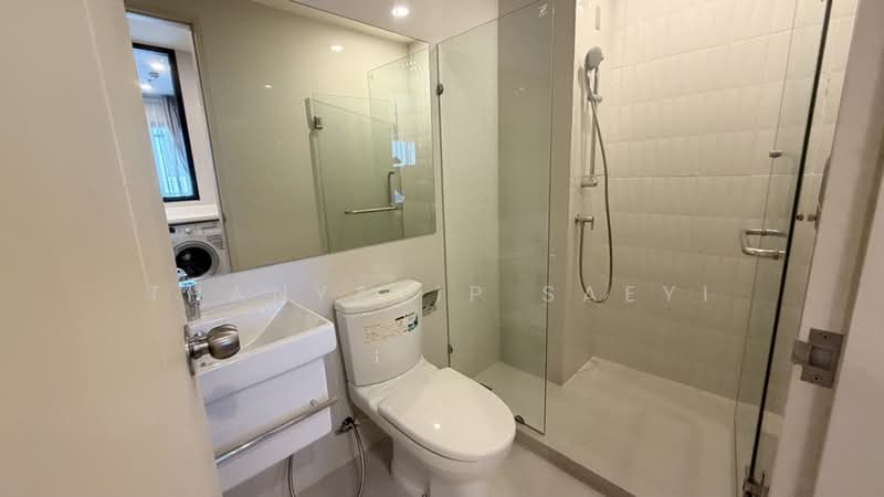 Life Asoke, Bangkok, Asoke-Dindang Road, Bang Kapi, Huai Khwang, Bangkok, 1 Bedroom, 35 sqm, Condo For Rent, by Thanyatip Saeyi, 500476135 - DDproperty.com