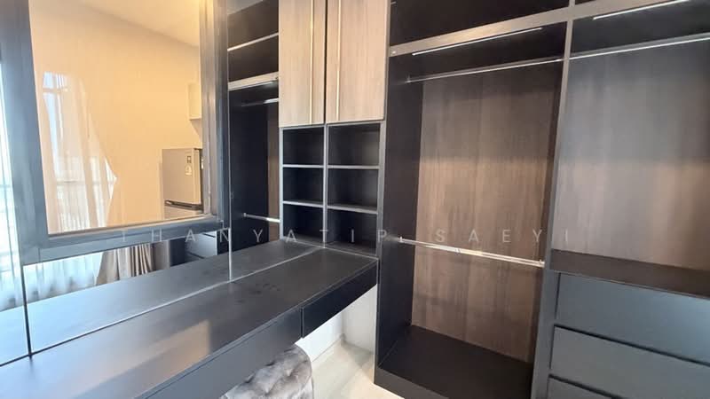 Life Asoke, Bangkok, Asoke-Dindang Road, Bang Kapi, Huai Khwang, Bangkok, 1 Bedroom, 35 sqm, Condo For Rent, by Thanyatip Saeyi, 500476135 - DDproperty.com