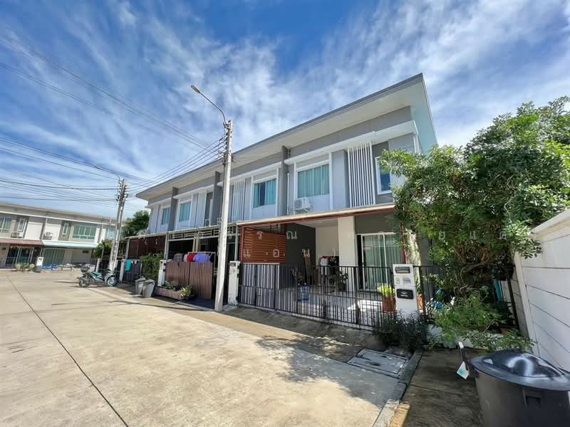 Pruksa Ville Ramindra-Phrayasurain : พฤกษาวิลล์ รามอินทรา-พระยาสุเรนทร์, Bangkok, ถนนรามอินทรา, Bang Chun, Khlong Sam Wa, Bangkok, 4 Bedrooms, 98 sqm, Townhouse For Sale, by คุณ สุดาวรรณ พลอยแดง (แอน), 500476162 - DDproperty.com