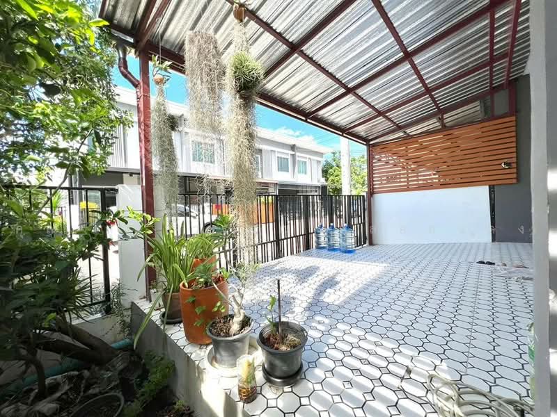 Pruksa Ville Ramindra-Phrayasurain : พฤกษาวิลล์ รามอินทรา-พระยาสุเรนทร์, กรุงเทพ, ถนนรามอินทรา, บางชัน, คลองสามวา, กรุงเทพ, 98 ตร.ม., ทาวน์เฮ้าส์ ขาย, โดย คุณ สุดาวรรณ พลอยแดง (แอน), 500476162 - DDproperty.com
