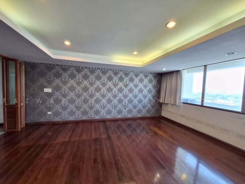Royal Castle Pattanakarn, Bangkok, 701 Panya Village, Suan Luang, Bangkok, 5 Bedrooms, 355 sqm, Condo For Rent, by Fazwaz (Thailand) Co., Ltd., 500476164 - DDproperty.com