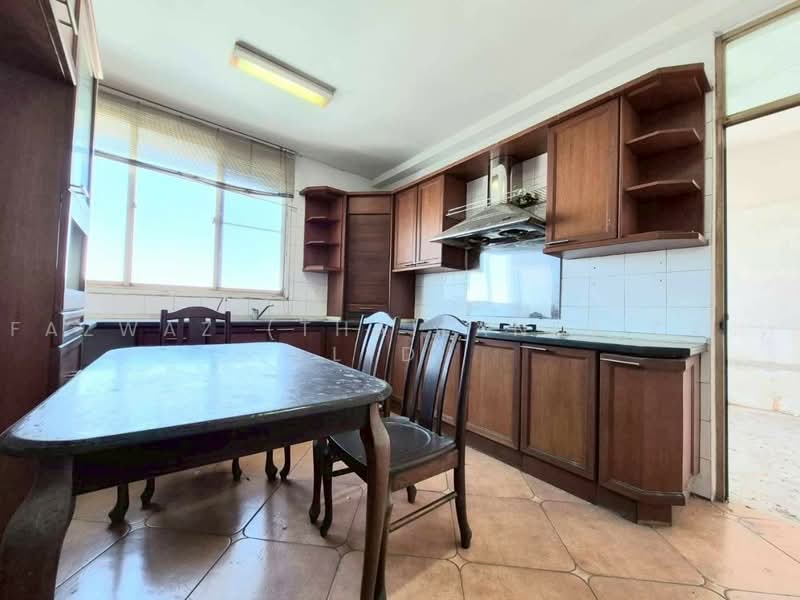 Royal Castle Pattanakarn, Bangkok, 701 Panya Village, Suan Luang, Bangkok, 5 Bedrooms, 355 sqm, Condo For Rent, by Fazwaz (Thailand) Co., Ltd., 500476164 - DDproperty.com