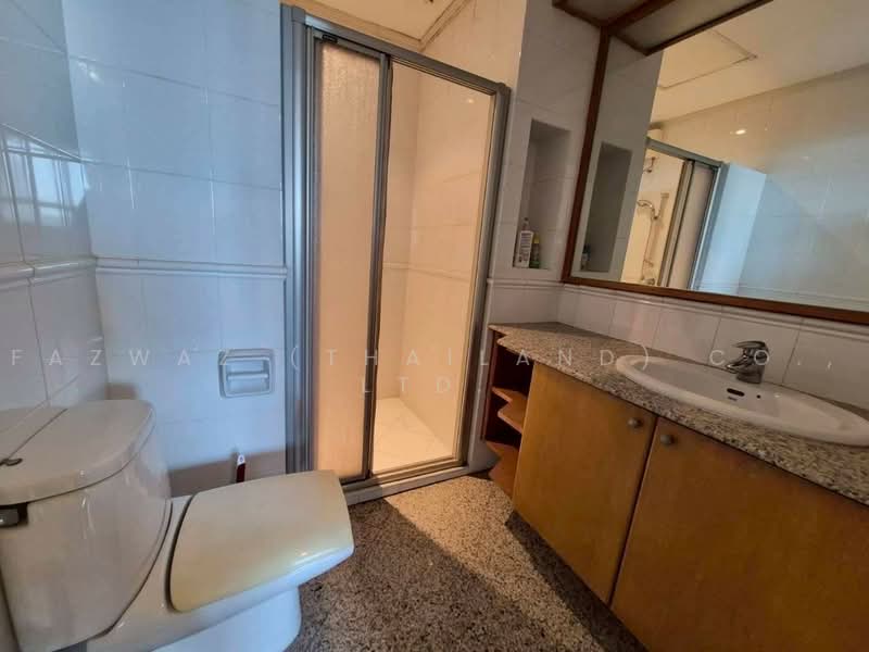 Royal Castle Pattanakarn, Bangkok, 701 Panya Village, Suan Luang, Bangkok, 5 Bedrooms, 355 sqm, Condo For Rent, by Fazwaz (Thailand) Co., Ltd., 500476164 - DDproperty.com