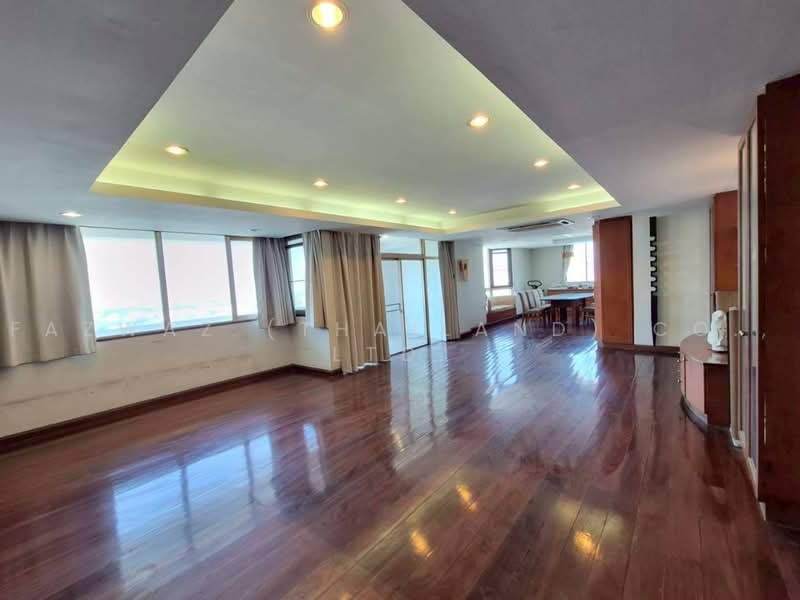 Royal Castle Pattanakarn, Bangkok, 701 Panya Village, Suan Luang, Bangkok, 5 Bedrooms, 355 sqm, Condo For Rent, by Fazwaz (Thailand) Co., Ltd., 500476164 - DDproperty.com