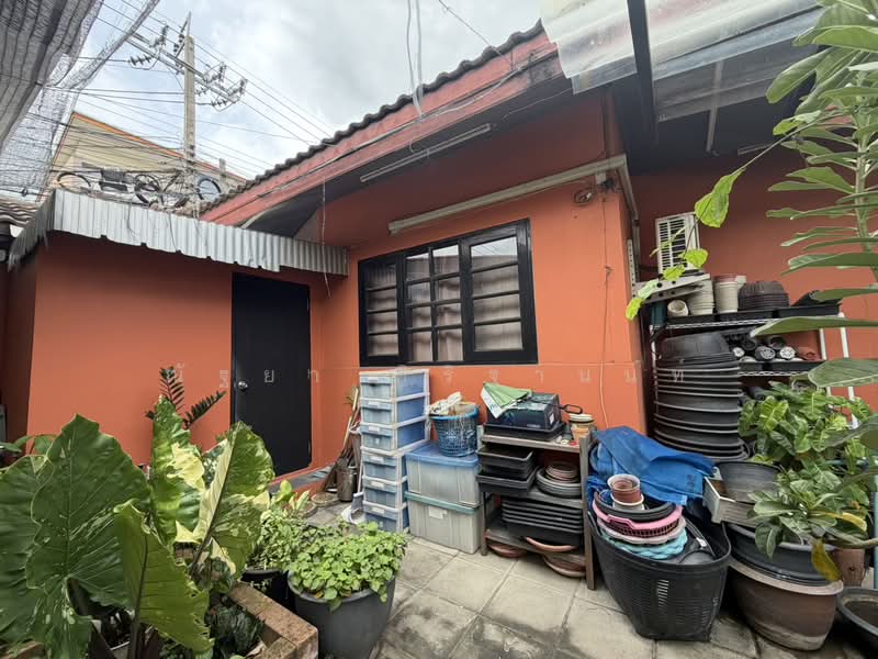 หมู่บ้านอุบลชาติ1, นนทบุรี, หมู่บ้านอุบลชาติ1 ซอย 4, บางรักน้อย, เมืองนนทบุรี, นนทบุรี, 135 ตร.ม., บ้านเดี่ยว ขาย, โดย ณัฐยา ศิริฐานนท์, 500476191 - DDproperty.com