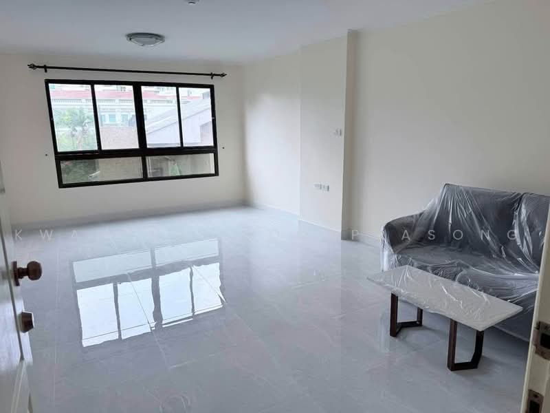 Lumpini Place Narathiwas 24 : ลุมพินี เพลส นราธิวาส 24, กรุงเทพ, ซ. สาธุประดิษฐ์ 19 แยก 3, ช่องนนทรี, ยานนาวา, กรุงเทพ, 34 ตร.ม., คอนโด ขาย, โดย Kwanchai Boonprasong, 500476194 - DDproperty.com
