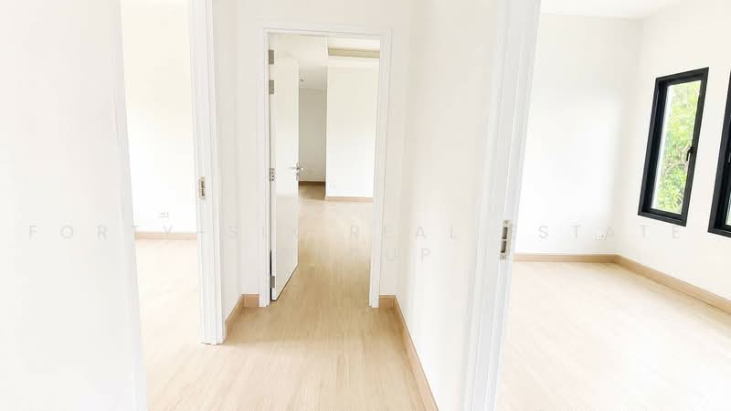 Grand Britania Wongwaen-Ramintra, Bangkok, Kanchanaphisek Ring Road, Sam Wa Tawan Tok, Khlong Sam Wa, Bangkok, 4 Bedrooms, 170 sqm, Single Detached House For Sale, by Forty-Six Real Estate Group, 500476201 - DDproperty.com