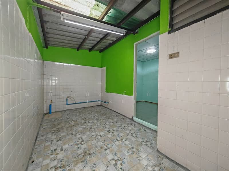 เทพประทาน วิลเลจ บางกรวย นนทบุรี, Nonthaburi, ถนนกาญจนาภิเษก, Mahasawat, Bang Kruai, Nonthaburi, 2 Bedrooms, 90 sqm, Townhouse For Sale, by คุณ กันตภณ จักกาวิรักษ์ (บอย), 500476213 - DDproperty.com