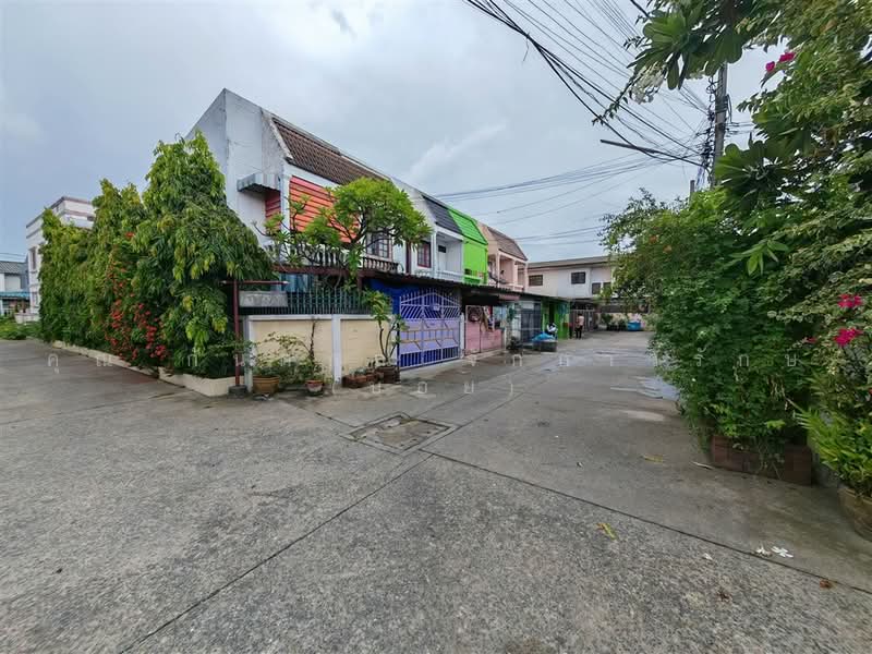 เทพประทาน วิลเลจ บางกรวย นนทบุรี, Nonthaburi, ถนนกาญจนาภิเษก, Mahasawat, Bang Kruai, Nonthaburi, 2 Bedrooms, 90 sqm, Townhouse For Sale, by คุณ กันตภณ จักกาวิรักษ์ (บอย), 500476213 - DDproperty.com