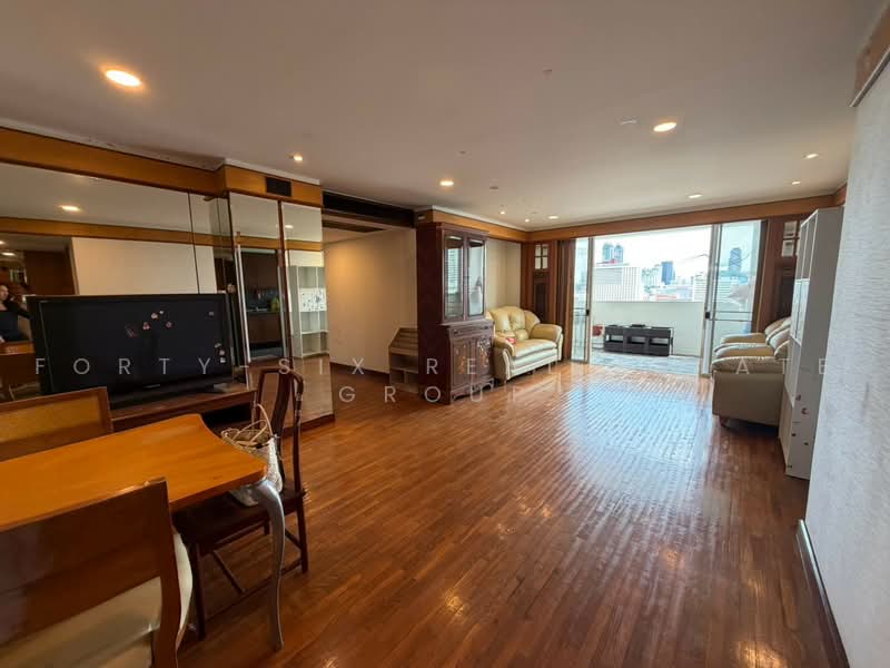 D.S. Tower 2 Sukhumvit 39, Bangkok, Soi Sukhumvit 39, Khlong Tan Nua, Watthana, Bangkok, 2 Bedrooms, 137 sqm, Condo For Sale, by Forty-Six Real Estate Group, 500476219 - DDproperty.com