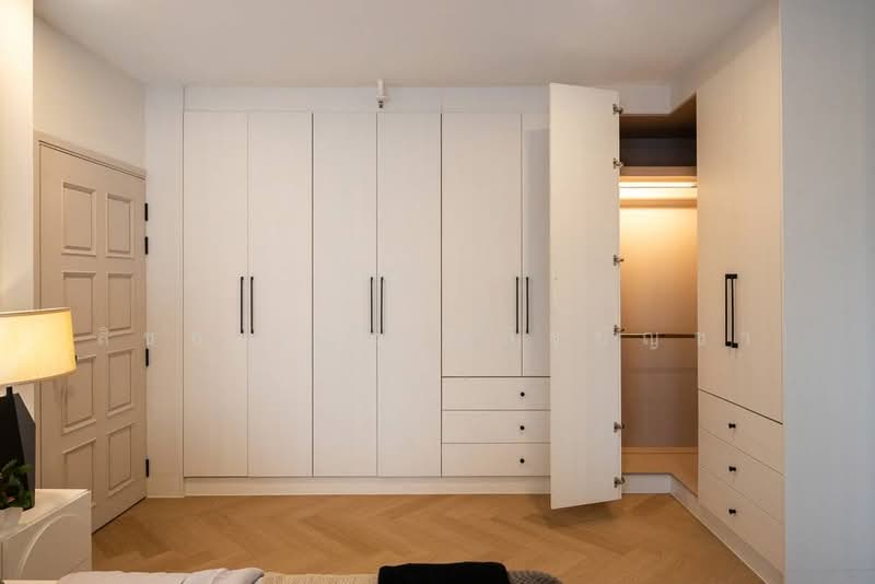 Fifty Fifth Tower, Bangkok, 84 Soi Sukhumvit 55, Sukhumvit Road, Khlong Tan Nua, Watthana, Bangkok, 4 Bedrooms, 165 sqm, Condo For Sale, by Sichon Jiraworakitbancha, 500476267 - DDproperty.com