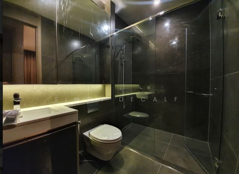 The Esse at Singha Complex, Bangkok, 1788 New Petchaburi Rd, Khlongtoei Nua, Watthana, Bangkok, 2 Bedrooms, 73 sqm, Condo For Rent, by Simon Decalf, 500476295 - DDproperty.com