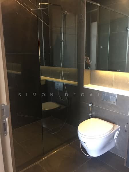 The Esse at Singha Complex, Bangkok, 1788 New Petchaburi Rd, Khlongtoei Nua, Watthana, Bangkok, 2 Bedrooms, 70 sqm, Condo For Rent, by Simon Decalf, 500476321 - DDproperty.com