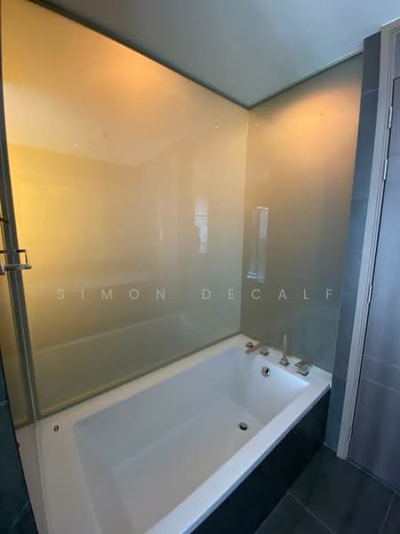 The Esse at Singha Complex, Bangkok, 1788 New Petchaburi Rd, Khlongtoei Nua, Watthana, Bangkok, 2 Bedrooms, 76 sqm, Condo For Sale, by Simon Decalf, 500476344 - DDproperty.com