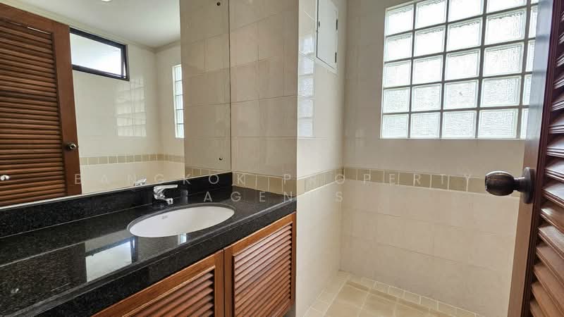 P.R. Home 3, Bangkok, 39-3 Soi Torsak, Khlong Tan Nua, Watthana, Bangkok, 2 Bedrooms, 201 sqm, Condo For Rent, by BANGKOK PROPERTY AGENTS, 500476358 - DDproperty.com