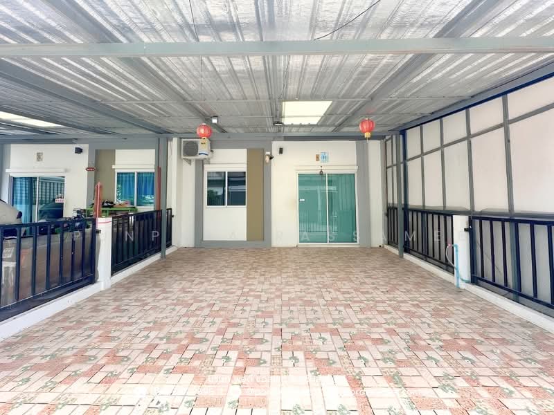 Lalin Town Lio Rangsit-Klong 2, Pathum Thani, Soi Rangsit-Nakhon Nayok 31, Rangsit-Nakhon Nayok Road, Khlong Song, Khlong Luang, Pathum Thani, 4 Bedrooms, 130 sqm, Townhouse For Sale, by Punpapa Rassamee, 500476362 - DDproperty.com