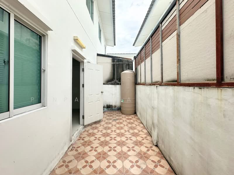 Lalin Town Lio Rangsit-Klong 2, Pathum Thani, Soi Rangsit-Nakhon Nayok 31, Rangsit-Nakhon Nayok Road, Khlong Song, Khlong Luang, Pathum Thani, 4 Bedrooms, 130 sqm, Townhouse For Sale, by Punpapa Rassamee, 500476362 - DDproperty.com