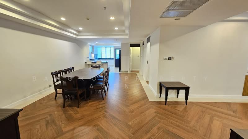 Shanti Sadan, Bangkok, 28 Sukhumvit 59, Khlong Tan Nua, Watthana, Bangkok, 2 Bedrooms, 180 sqm, Condo For Rent, by BANGKOK PROPERTY AGENTS, 500476382 - DDproperty.com