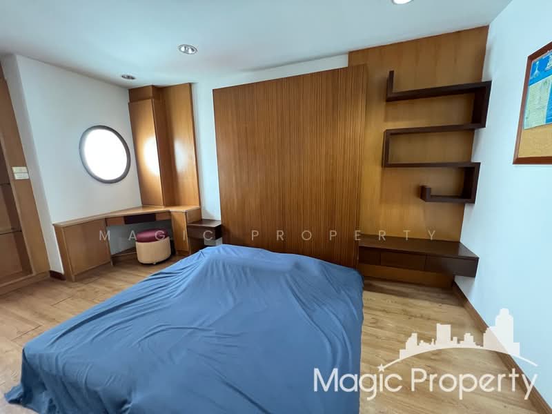 Baan Klang Krung Sathorn-Narathiwas, Bangkok, 599 Nonsi Road, Chong Nonsi, Yan Nawa, Bangkok, 5 Bedrooms, 277 sqm, Townhouse For Sale, by Magic Property, 500476387 - DDproperty.com