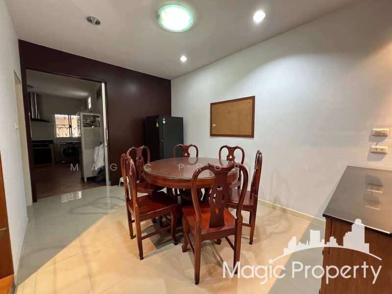 Baan Klang Krung Sathorn-Narathiwas, Bangkok, 599 Nonsi Road, Chong Nonsi, Yan Nawa, Bangkok, 5 Bedrooms, 277 sqm, Townhouse For Sale, by Magic Property, 500476387 - DDproperty.com