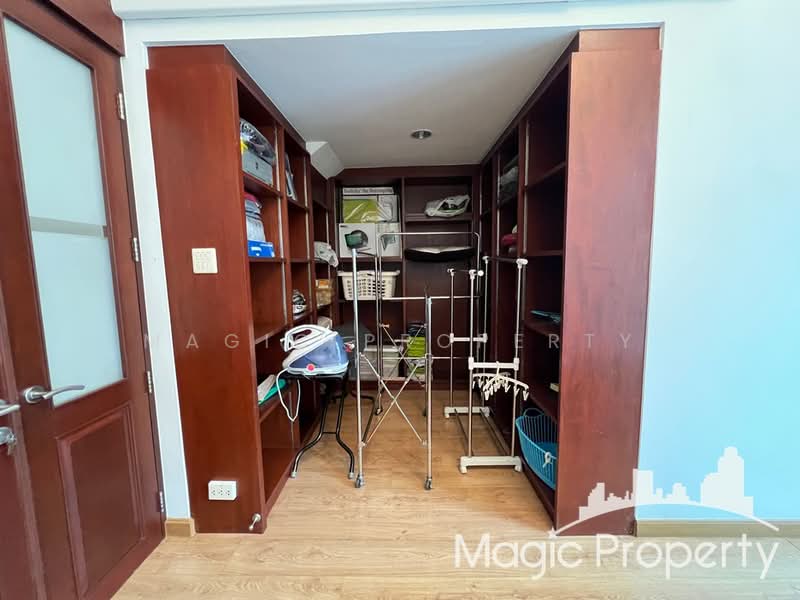 Baan Klang Krung Sathorn-Narathiwas : บ้านกลางกรุง สาทร-นราธิวาส, กรุงเทพ, 599 ถนนนนทรี, ช่องนนทรี, ยานนาวา, กรุงเทพ, 277 ตร.ม., ทาวน์เฮ้าส์ ขาย, โดย Magic Property, 500476387 - DDproperty.com
