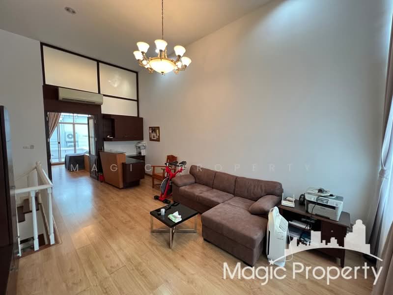 Baan Klang Krung Sathorn-Narathiwas, Bangkok, 599 Nonsi Road, Chong Nonsi, Yan Nawa, Bangkok, 5 Bedrooms, 277 sqm, Townhouse For Sale, by Magic Property, 500476387 - DDproperty.com