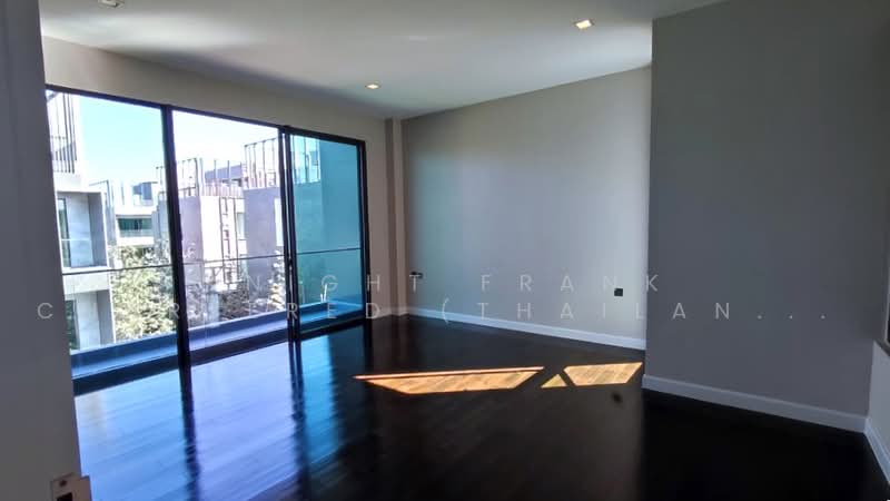 95E1 (Ninety-Five East One), Bangkok, 95 Soi Yothin Phattana 3, Khlong Chan, Bang Kapi, Bangkok, 4 Bedrooms, 842 sqm, Single Detached House For Sale, by Knight Frank Chartered (Thailand) Co.,Ltd, 500476402 - DDproperty.com