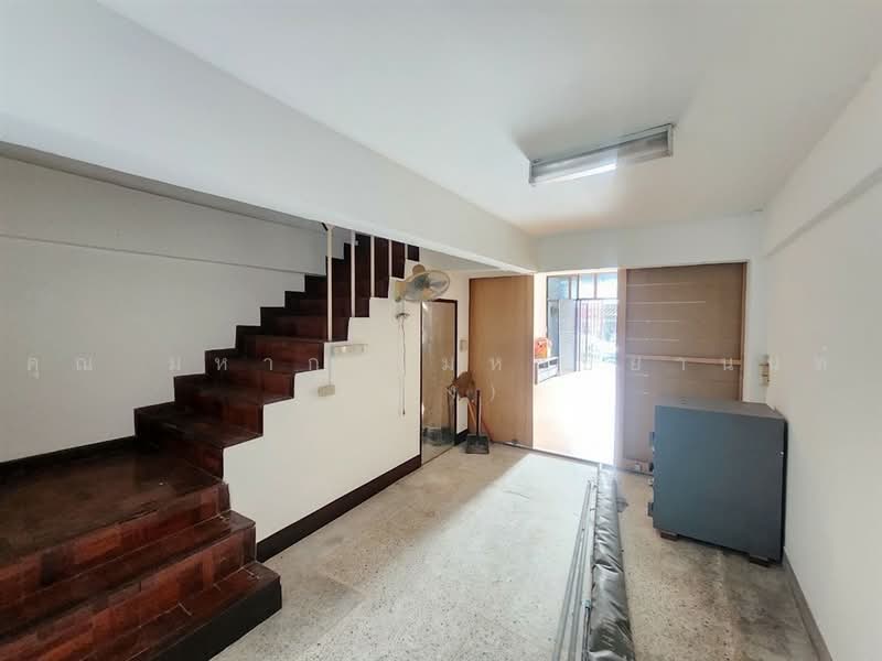 อาคารพาณิชย์ 3.5 ชั้น 16 ตร.ว. ใกล้ MRTสถานีภาษีเจริญ ซอยเพชรเกษม50/3, กรุงเทพ, ถนนเพชรเกษม, บางหว้า, ภาษีเจริญ, กรุงเทพ, 160 ตร.ม., ตึกแถว-อาคารพาณิชย์ ขาย, โดย คุณ มหากุล มหาปิยานนท์ (คิง), 500476414 - DDproperty.com