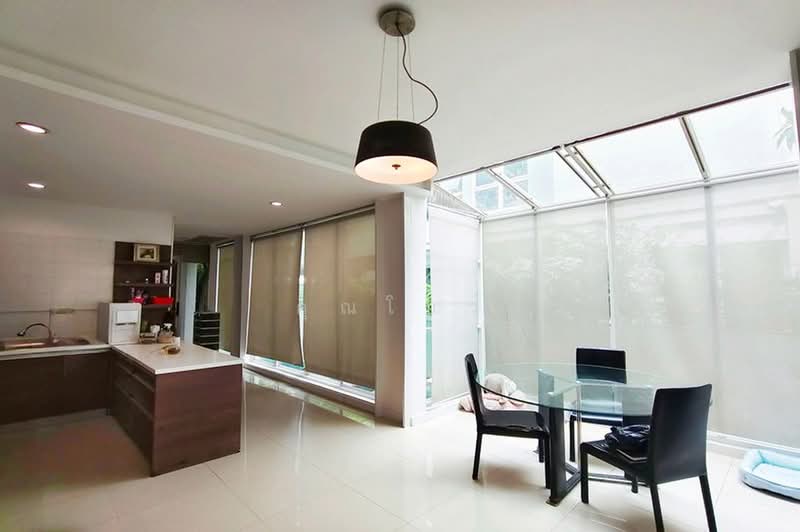 D One Onnut-Srinakarin, Bangkok, Onnut Road (Sukhumvit 77), Prawet, Bangkok, 4 Bedrooms, 230 sqm, Townhouse For Sale, by คุณโบว์, 500476422 - DDproperty.com