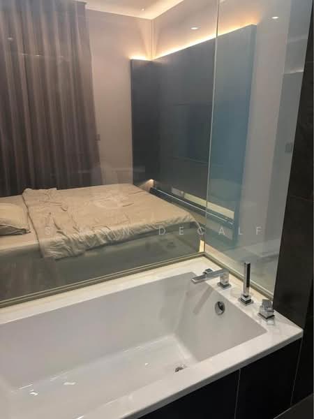 The Esse at Singha Complex, Bangkok, 1788 New Petchaburi Rd, Khlongtoei Nua, Watthana, Bangkok, 2 Bedrooms, 70 sqm, Condo For Rent, by Simon Decalf, 500476430 - DDproperty.com