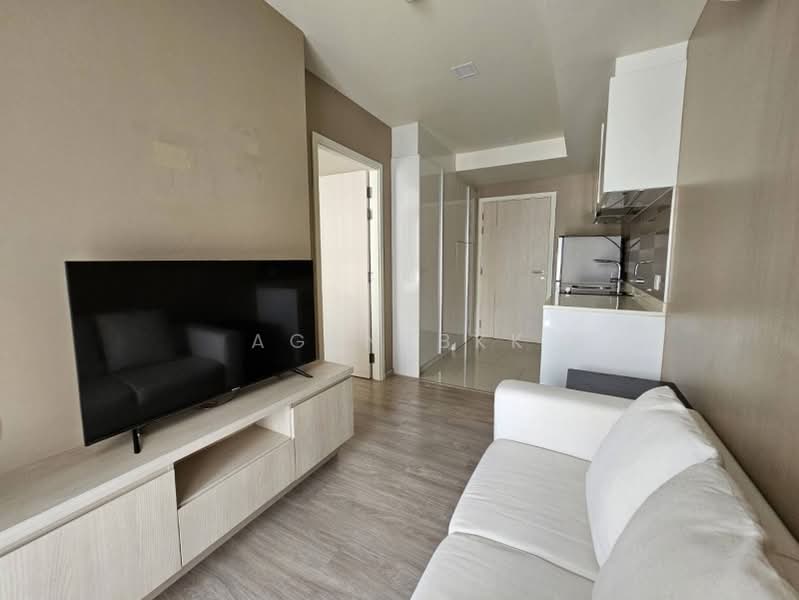 Maestro 03 Ratchada-Rama 9, Bangkok, Soi Ratchadaphisek 3 Ratchadaphisek Road, Din Daeng, Bangkok, 1 Bedroom, 30 sqm, Condo For Rent, by Agentbkk, 500476440 - DDproperty.com