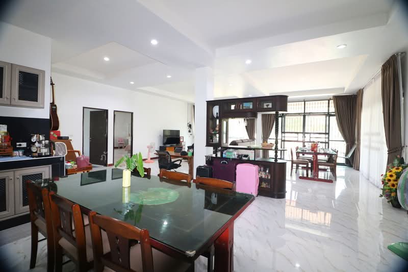 ขายบ้านเดี่ยวสไตล์โมเดิร์น 3ไร่+ ผักตบ หนองหาน อุดรธานี, อุดรธานี, ผักตบ, หนองหาน, อุดรธานี, 200 ตร.ม., บ้านเดี่ยว ขาย, โดย วีรภัทรา ดาร์เปอร์, 500476449 - DDproperty.com