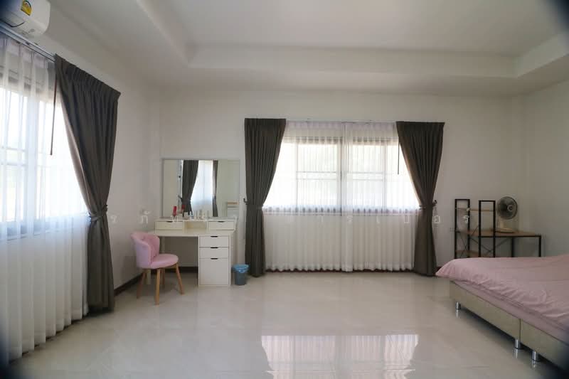 Spacious Modern Home on 3+ Rai Land For Sale, Nong Han, Udon Thani, Udon Thani, Phak Top, Nong Han, Udon Thani, 3 Bedrooms, 200 sqm, Single Detached House For Sale, by วีรภัทรา ดาร์เปอร์, 500476449 - DDproperty.com