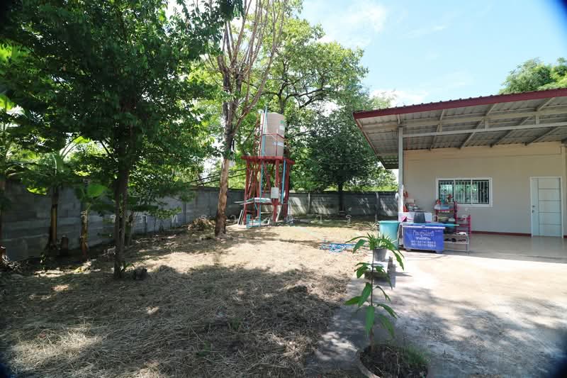 Spacious Modern Home on 3+ Rai Land For Sale, Nong Han, Udon Thani, Udon Thani, Phak Top, Nong Han, Udon Thani, 3 Bedrooms, 200 sqm, Single Detached House For Sale, by วีรภัทรา ดาร์เปอร์, 500476449 - DDproperty.com