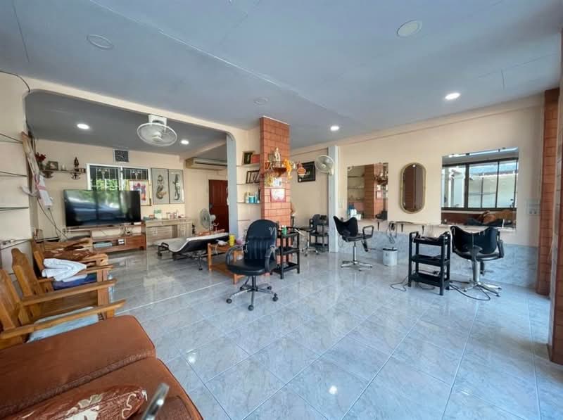 เจริญลาภ5 รังสิต-คลอง8, Pathum Thani, ถนนรังสิต-นครนายก, Lam Phak Kut, Thanyaburi, Pathum Thani, 3 Bedrooms, 200 sqm, Single Detached House For Sale, by คุณ พัชรนันท์ พรมพิทักษ์ (นัจข์), 500476451 - DDproperty.com