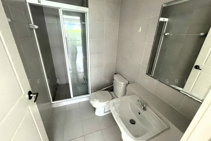 Elements Srinakarin, Bangkok, 43-1 Soi Supaphong 3, Intersection 4, Srinakarin Road, Nong Bon, Prawet, Bangkok, 2 Bedrooms, 55 sqm, Condo For Sale, by Veera Sawatrangsri, 500476466 - DDproperty.com