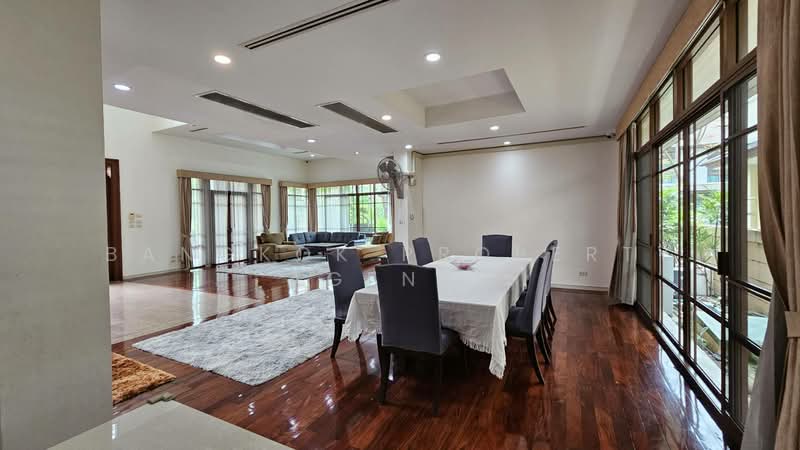 Baan Sansiri Sukhumvit 67, Bangkok, 32 Soi Sukhumvit 67, Phra Kanong Nua, Watthana, Bangkok, 4 Bedrooms, 490 sqm, Single Detached House For Rent, by BANGKOK PROPERTY AGENTS, 500476469 - DDproperty.com
