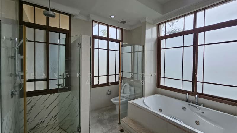 Baan Sansiri Sukhumvit 67, Bangkok, 32 Soi Sukhumvit 67, Phra Kanong Nua, Watthana, Bangkok, 4 Bedrooms, 490 sqm, Single Detached House For Rent, by BANGKOK PROPERTY AGENTS, 500476469 - DDproperty.com